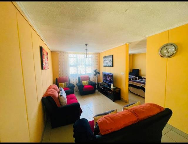 3 BEDROOM APARTMENT FOR SALE IN MONTCLAIR